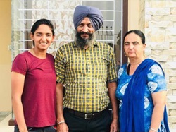 Harmanpreet Kaur Family